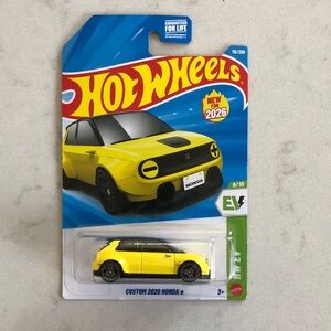 Mattel Hot Wheels Custom Honda e - Bright Yellow